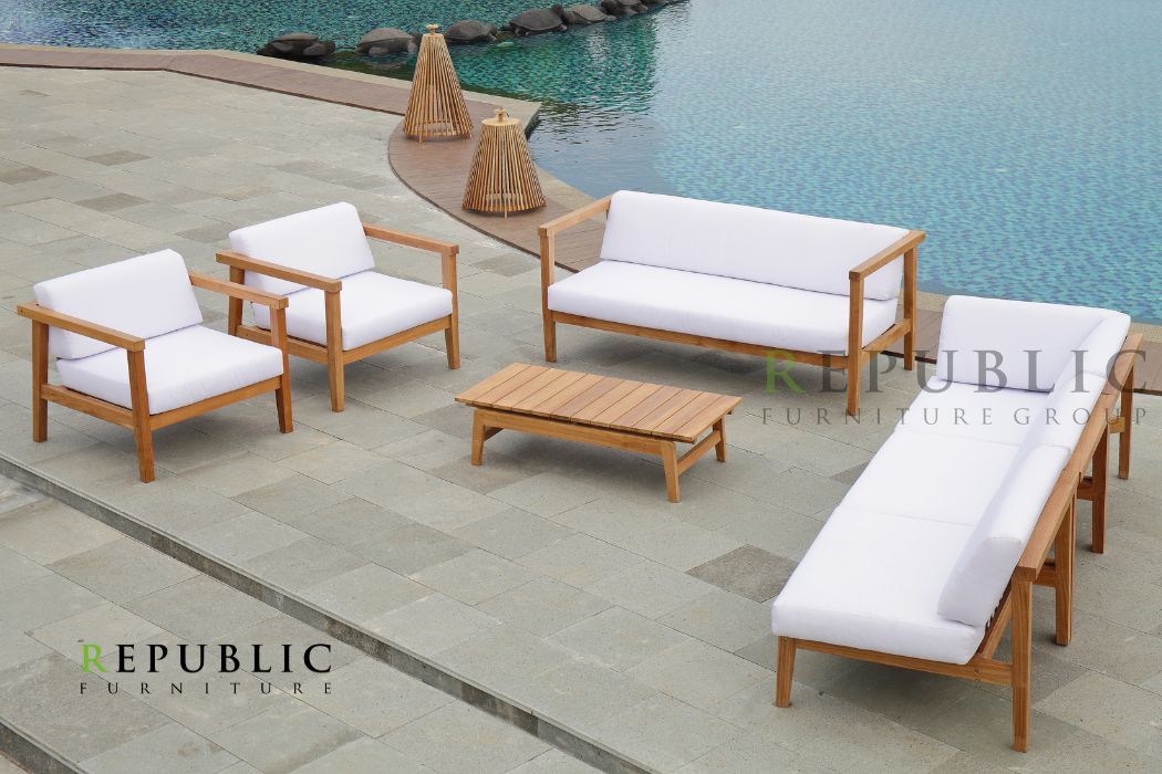 teak outdoor set