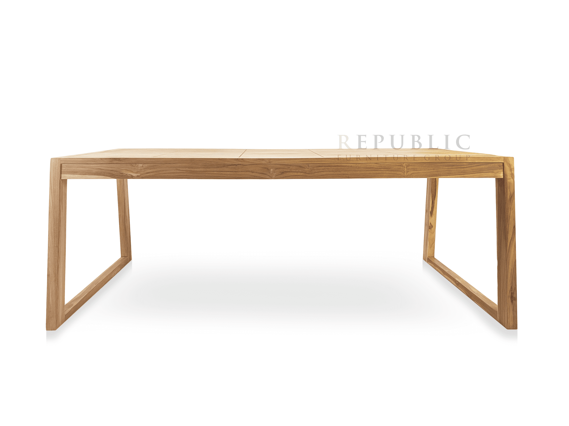 outdoor dining tables