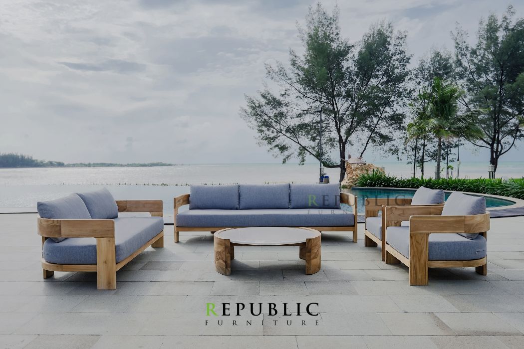 teak outdoor set