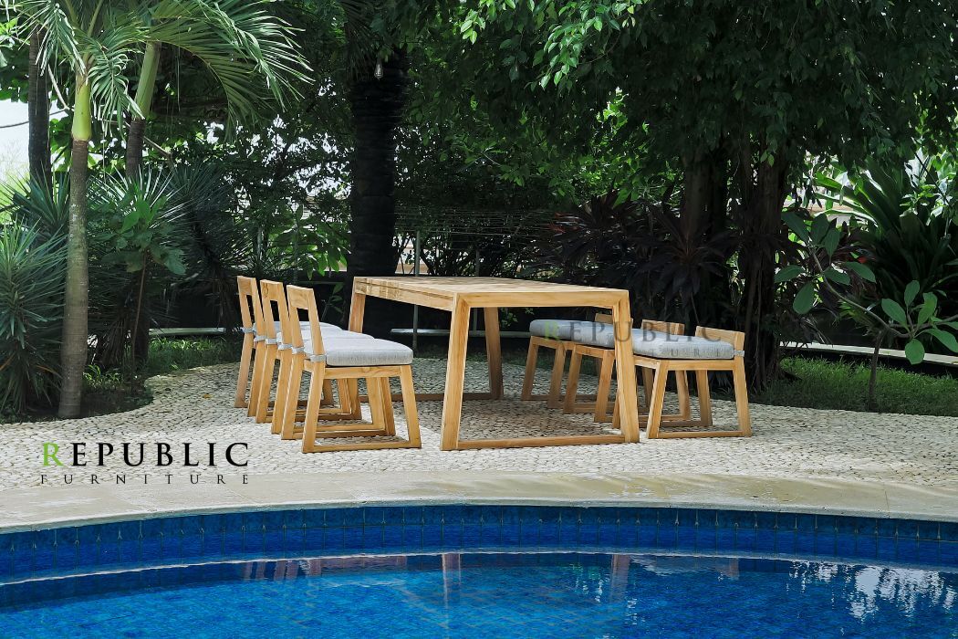 pool furniture sets